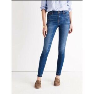 Madewell
9” High Riser Skinny‎ Skinny Jeans Raw Hem Hammond Wash Blue 27 x 28